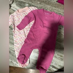 Magnetic me organic cotton footies EUC 0-3